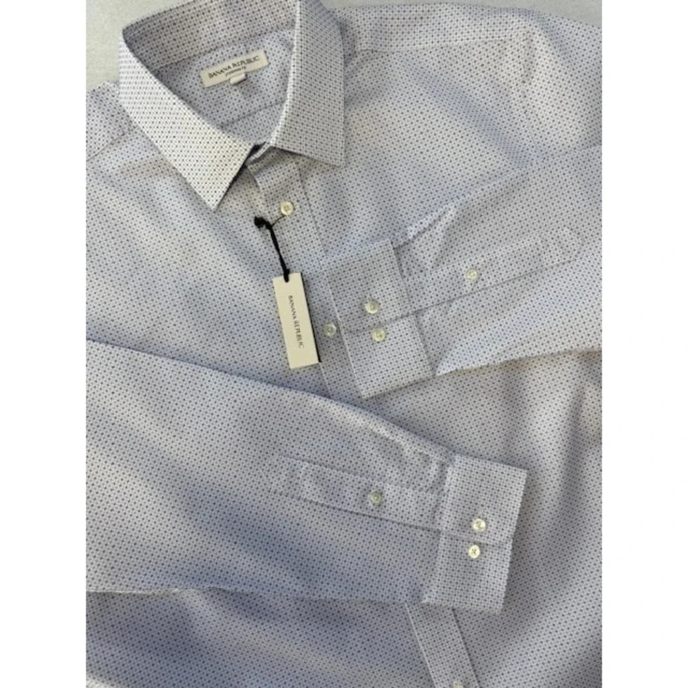 BANANA REPUBLIC Mens XL Wrinkle Resistant Standard Ft Cross Star Dot Dress Shirt